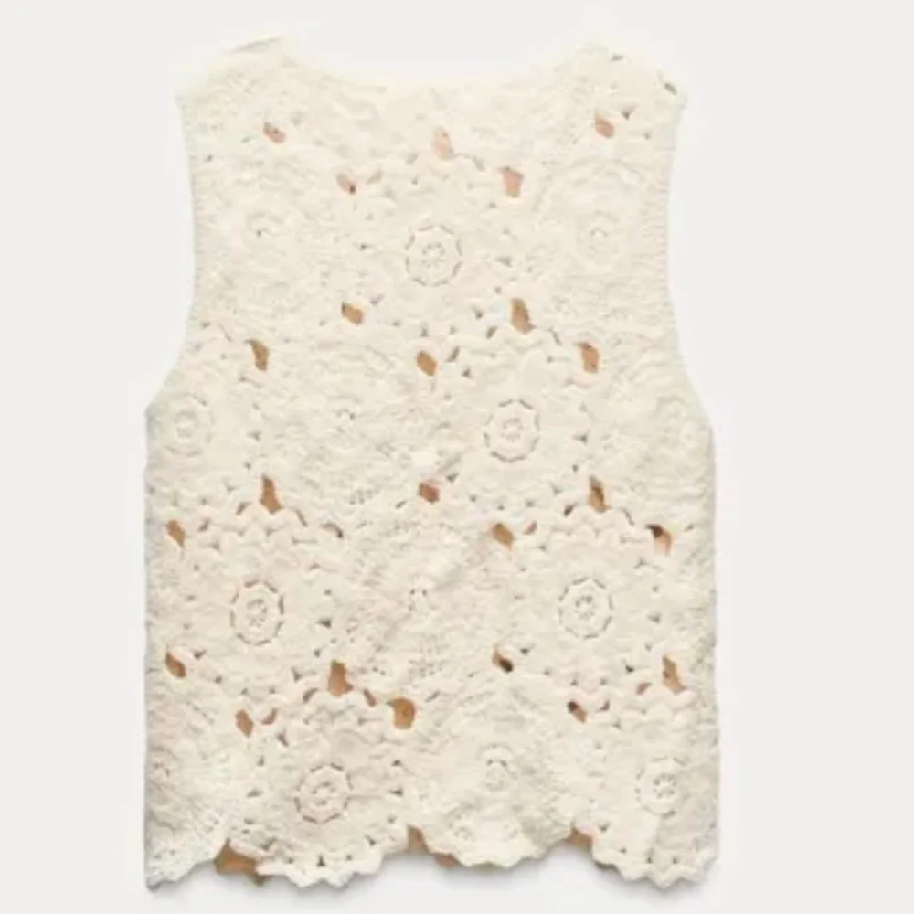 Zara Cream Crochet Crop Top